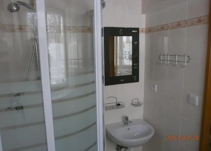Vltava Hotel 3*
